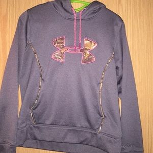 Under Armour Sweatshirt